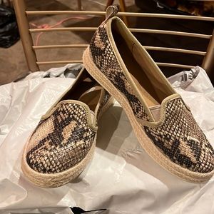 Clarks Azella Major Espadrille Slip On Flats Womens Size 7 M Snakeskin